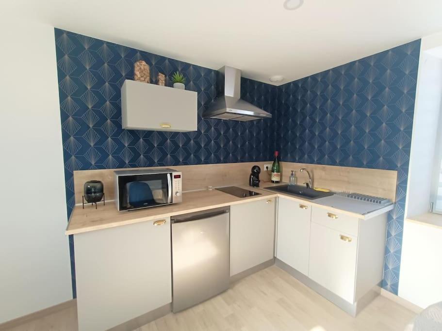 Appartement Independant La Tour Des Tuileries Aydoilles المظهر الخارجي الصورة