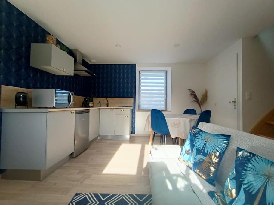 Appartement Independant La Tour Des Tuileries Aydoilles المظهر الخارجي الصورة